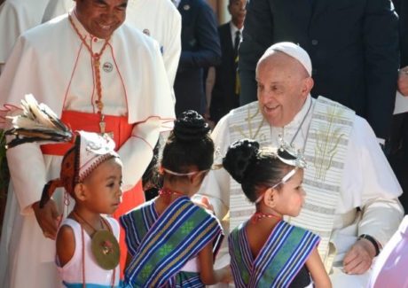 Papa Francisco caminha para o encerramento de sua viagem apostólica à Ásia e Oceania