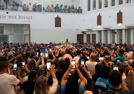 Nilópolis celebra Nossa Senhora Aparecida com grande fervor