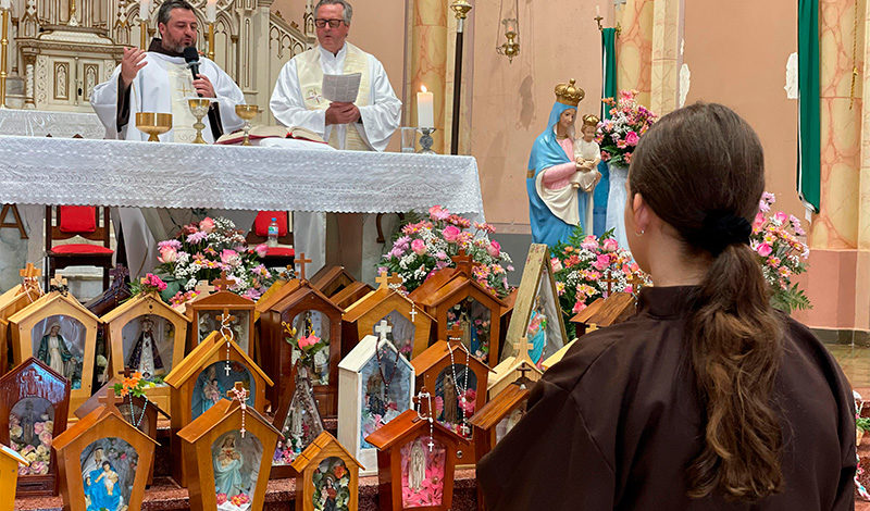 Paróquia São Luiz Gonzaga, em Xaxim, celebra Nossa Senhora da Saúde