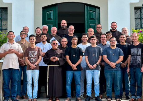 Onze postulantes são admitidos no Seminário Frei Galvão