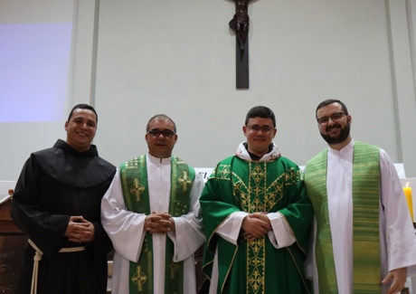 Paróquia São Francisco de Assis acolhe Frei Júnior e Frei Wilson em Chopinzinho