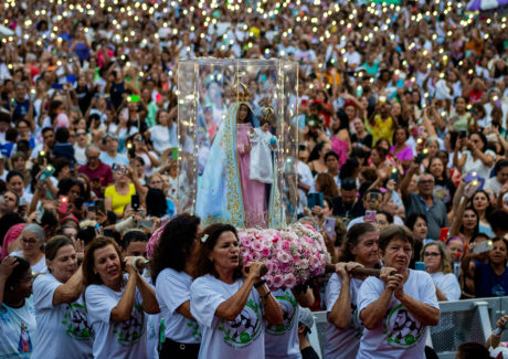 Ela está no meio de nós: Romaria da Mulheres celebra Maria como presença próxima e viva