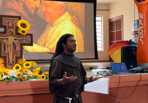 Sefras realiza homenagem ao Papa Francisco no Chá do Padre