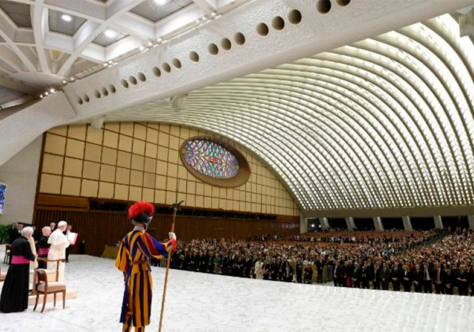 Papa Leão XIV agradece aos jornalistas pelo "serviço à verdade"