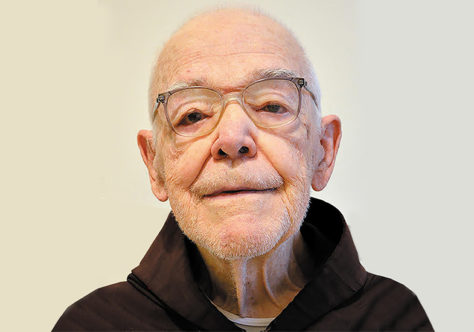 Frei Gaudêncio Sens recebe a visita da Irmã Morte e retorna à casa do Pai