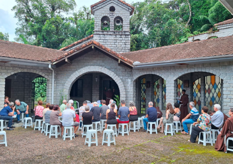 Noviços vivenciam a primeira experiência de Eremitério, em Rodeio