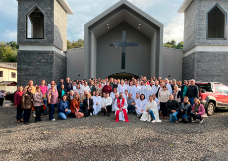 Ministros da Palavra e Eucaristia de Coronel Freitas participam de retiro, em Santa Catarina