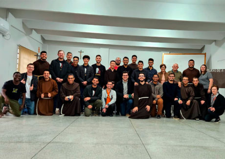 Segunda edição do “Novinter” celebra fraternidade e formação em Rodeio