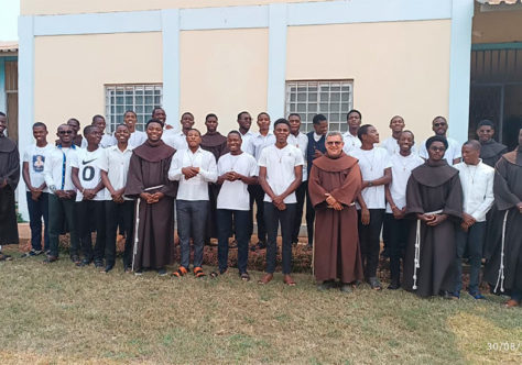 Fraternidade Seminário Monte Alverne, em Angola, acolhe vinte e um aspirantes franciscanos