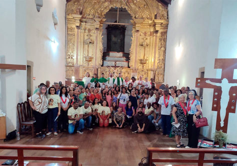 Peregrinação Jubilar fortalece fé e esperança da Paróquia Santa Clara de Assis, em Duque de Caxias
