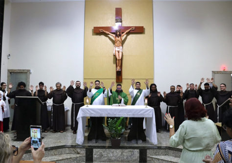 ‘Não perca de vista o ponto de partida’: o sentido da vocação religiosa franciscana, no 2º dia do tríduo