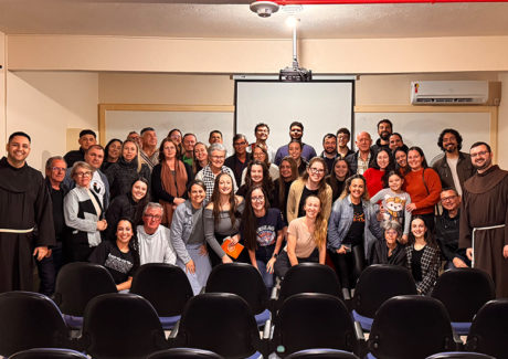 “Artesãos da Paz e do Bem” é o tema da 9ª edição das Missões Franciscanas da Juventude de 2026