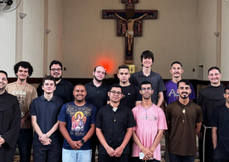 Jovens buscam escutar o chamado de Deus nos Estágios Vocacionais Franciscanos