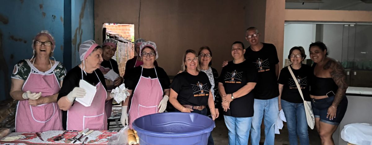 Paróquia Santo Antônio leva solidariedade ao Núcleo Fortunato Rocha Lima - Comunidade São José
