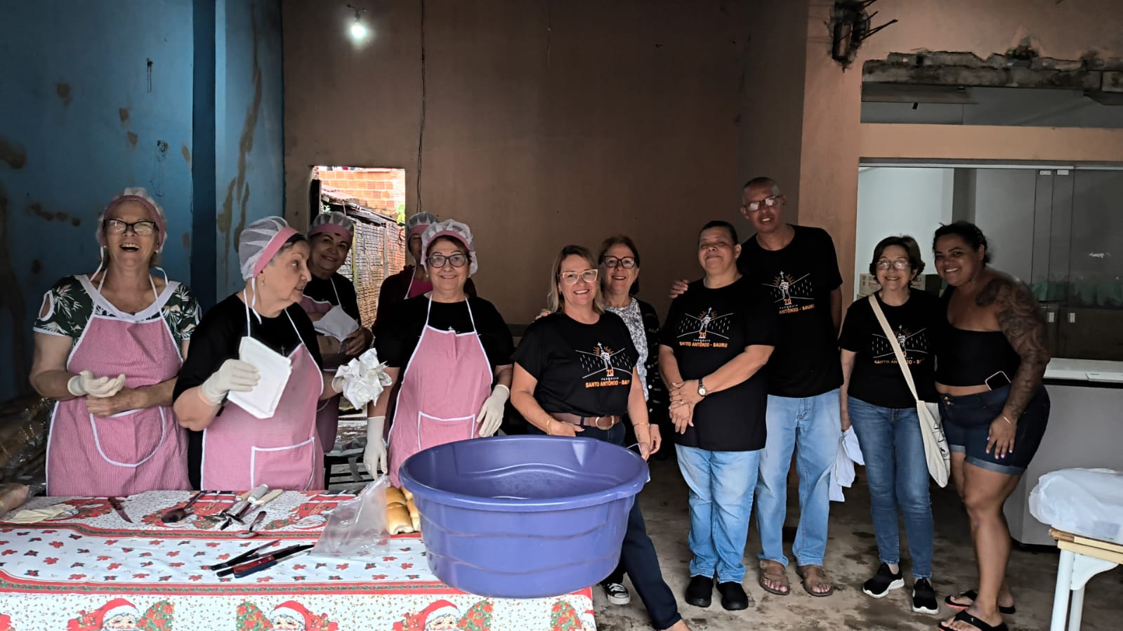 [Paróquia Santo Antônio leva solidariedade ao Núcleo Fortunato Rocha Lima – Comunidade São José]