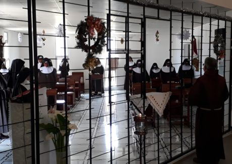 Celebração capitular no Mosteiro Nossa Senhora de África das Irmãs Clarissas