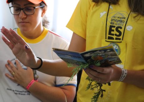 Jovens vivem experiência missionária nas férias em Santo Amaro da Imperatriz (SC)