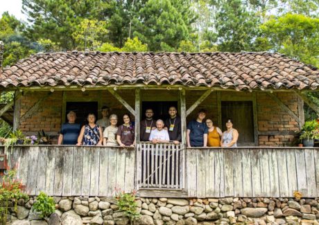 ‘Jovens do Evangelho’ vivem a missão nas visitas às famílias e comunidades