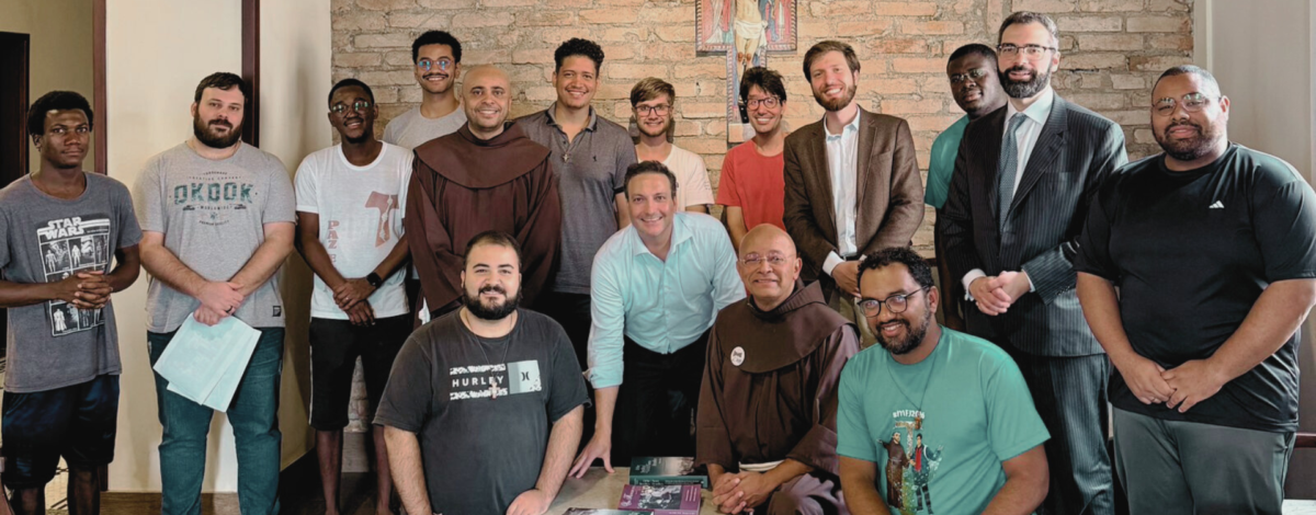 Presença franciscana reforça compromisso social na requalificação do Largo São Francisco