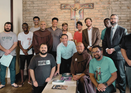 Presença franciscana reforça compromisso social na requalificação do Largo São Francisco