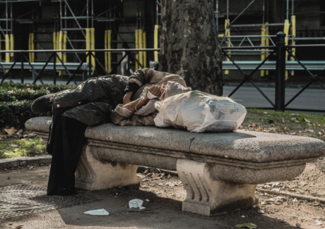 “E veio morar entre nós”