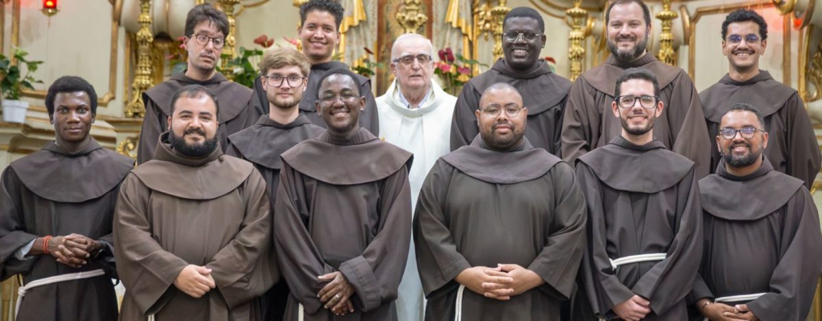 Frades do Pós-Noviciado visitam o Mosteiro da Luz