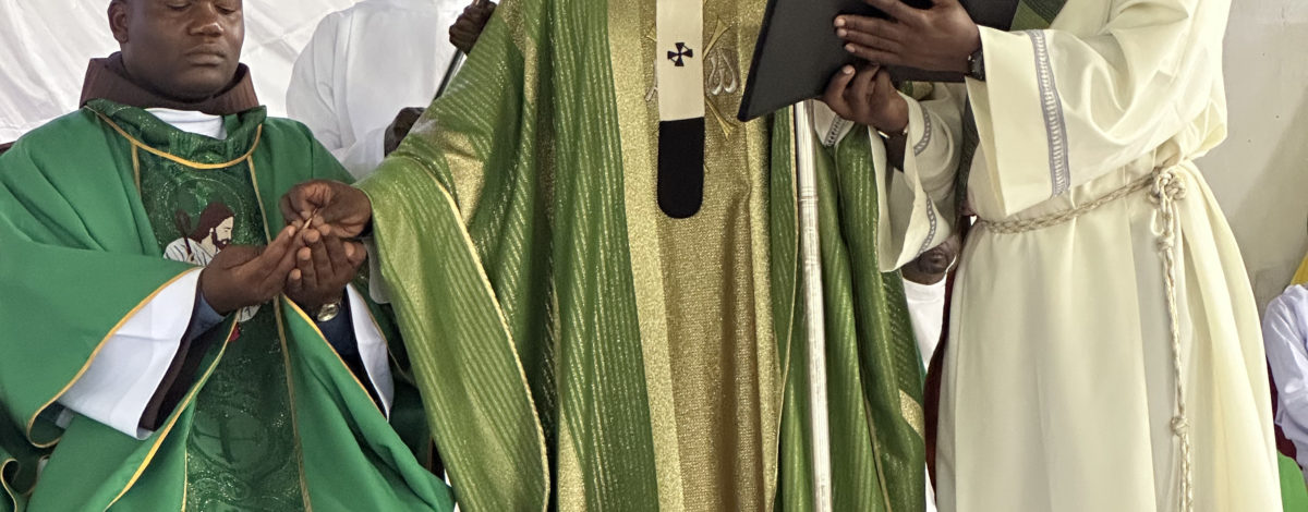 Frei Evaristo Seque Joaquim é acolhido como novo pároco em Catepa