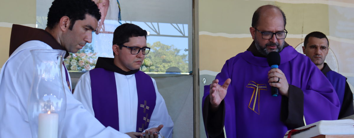 "A reconciliação tem o empenho humano, mas ela é, sobretudo, graça de Deus"