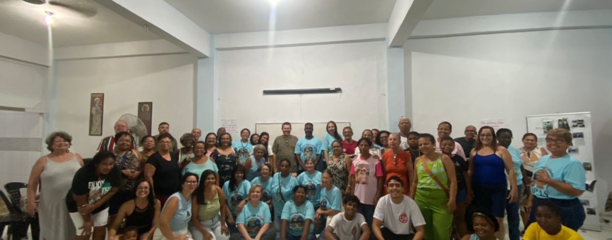 Paróquia Santa Clara de Assis realiza formação sobre a Campanha da Fraternidade