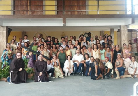 Paróquia Santa Clara vive a experiência do Deserto à Ressurreição em Retiro Quaresmal
