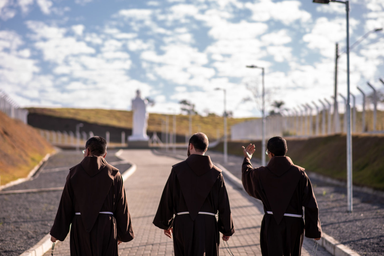 [Rádio Frei Galvão celebra um ano com mobilização solidária às famílias atingidas pelas chuvas em Guaratinguetá (SP)]