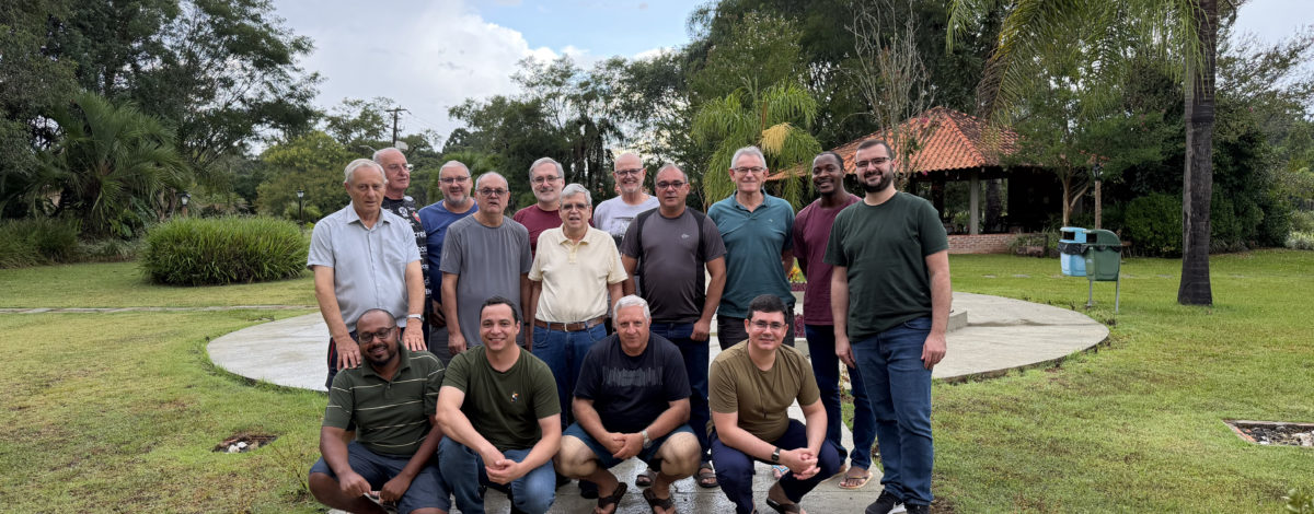 Frades do novo Regional do Paraná se reúnem em Prudentópolis (PR)