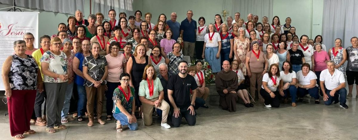 Retiro do Apostolado da Oração e Zeladoras de Capelinha na Paróquia São Luiz Gonzaga