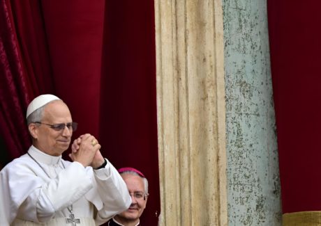 Em meio aos conflitos, Papa pede compromisso com a vida e a paz