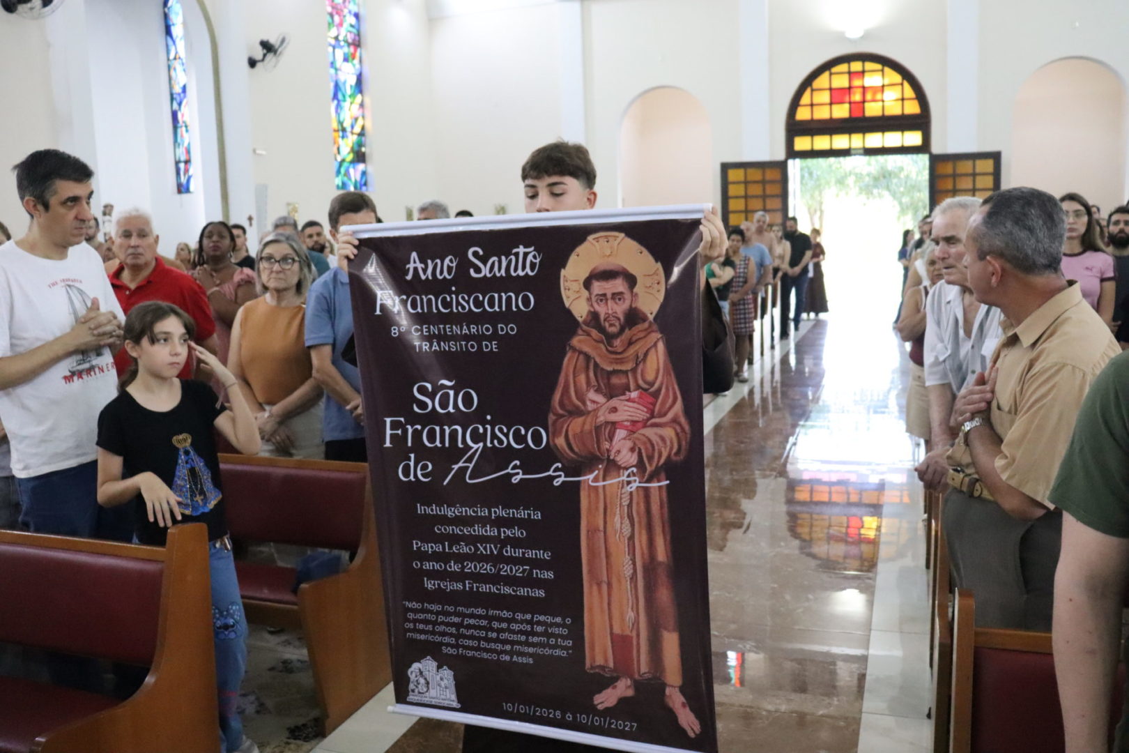 [Missa marca abertura do jubileu dos 800 anos do trânsito de São Francisco em Sorocaba]