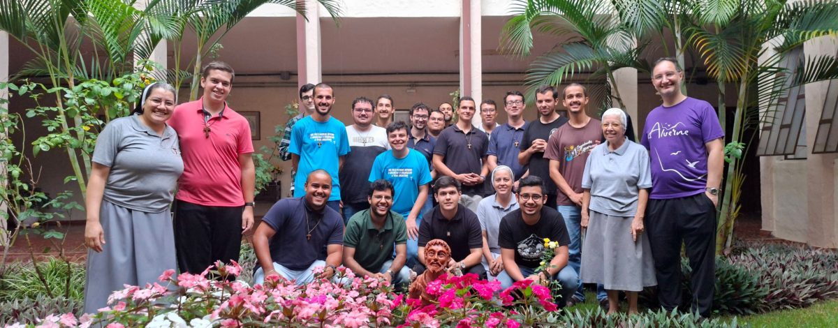 Vinde e vede: Após o tempo de conhecimento mútuo e convivência em Guaratinguetá, os Aspirantes partem para as FAVs