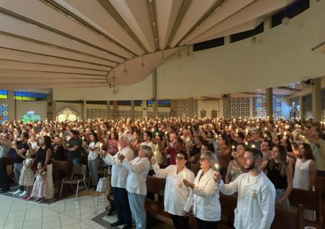 Fé que caminha com o povo: a Semana Santa vivida em Concórdia