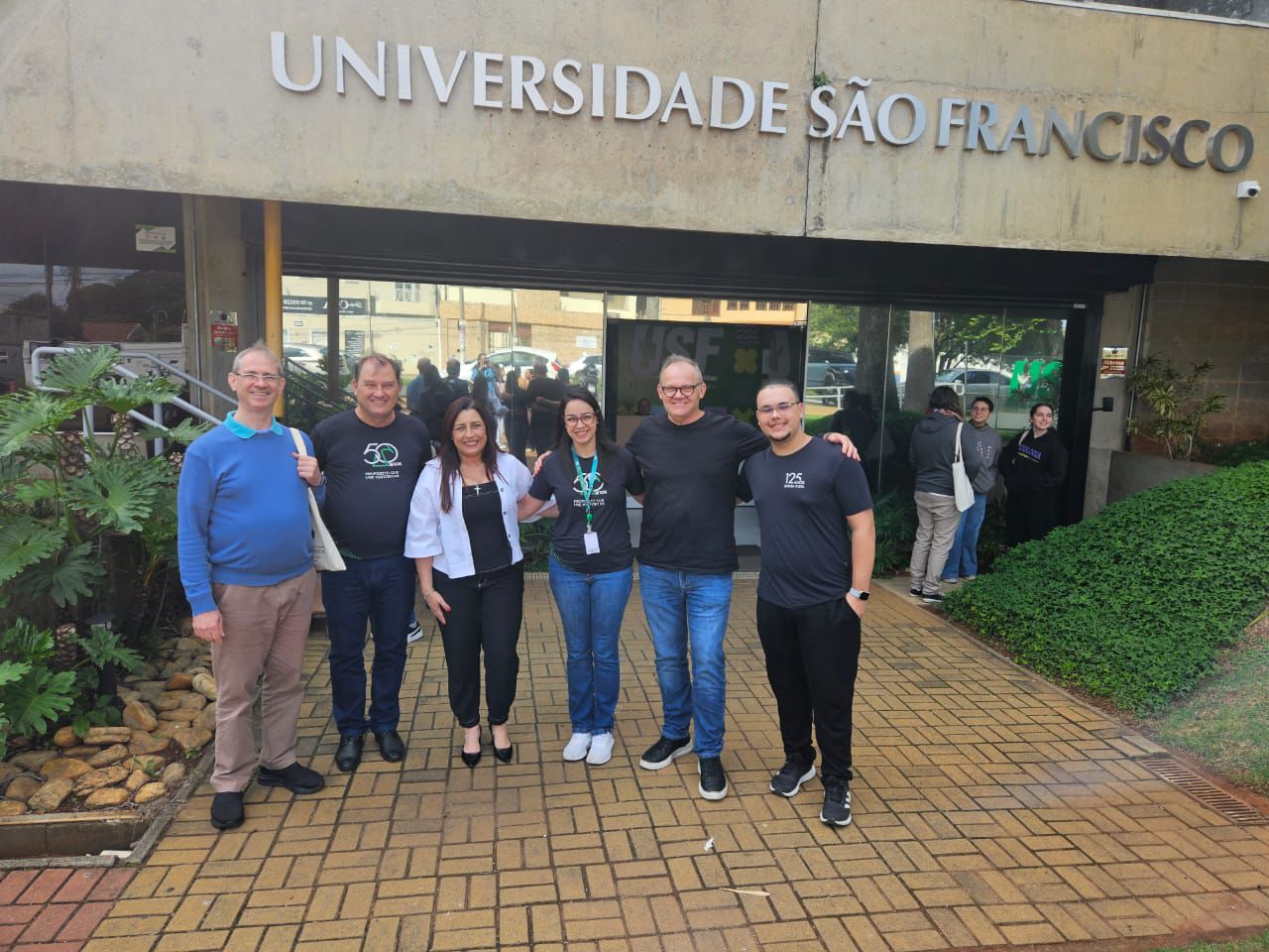 [Equipe da Editora Vozes visita o Câmpus Sagrado Coração da USF]