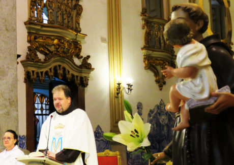 Frei Medella abre as festividades a Santo Antônio no Convento São Francisco