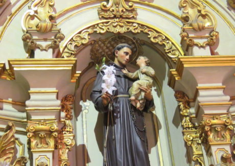 Devoção a Santo Antônio une fé e esporte no Convento São Francisco