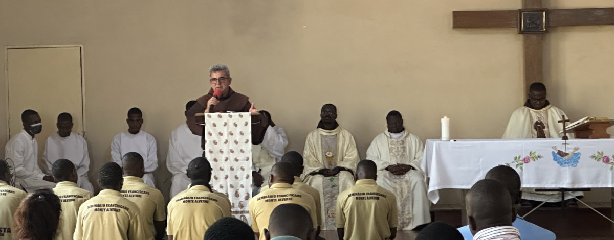 Seminário Franciscano Monte Alverne encerra ano acadêmico e formativo com celebração solene em Katepa