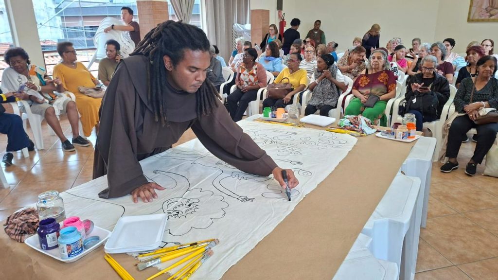 Sefras recebe frades estudantes para experiência de serviço e solidariedade  