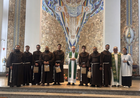 60 anos de fé: com Maria e Francisco, anunciando a Paz e o Bem