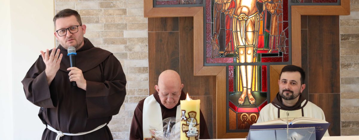 USF celebra Jubileu de 25 anos de Vida Religiosa Franciscana de Frei Daniel Dellandrea
