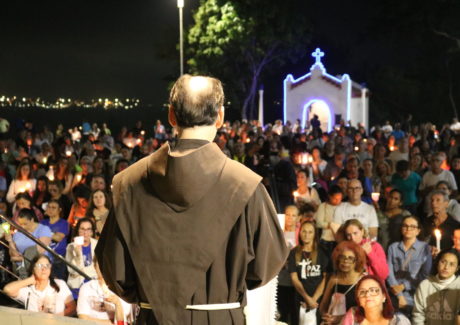 Procissão luminosa marcará a celebração do Perdão de Assis no Convento da Penha no dia 7 de agosto