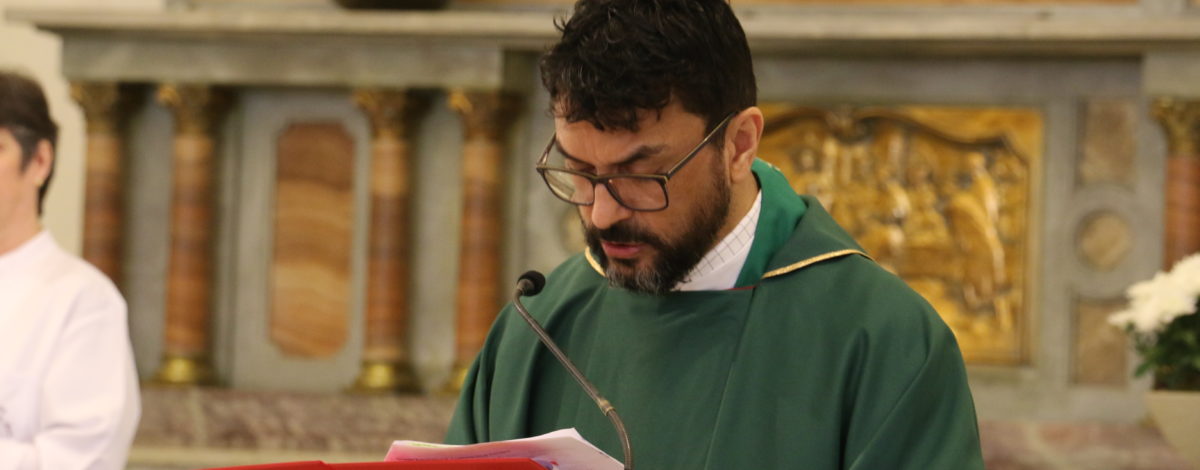 Missa do Perdão de Assis abre o Agosto Franciscano das Famílias na Paróquia São Francisco de Assis