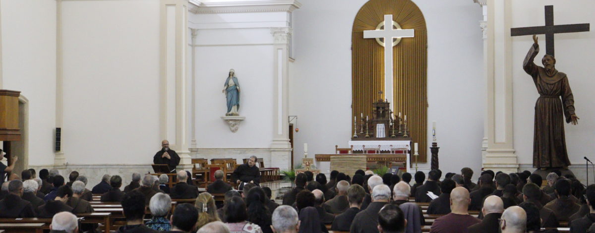 Capítulo das Esteiras 2026 inicia tempo de memória e renovação do carisma franciscano