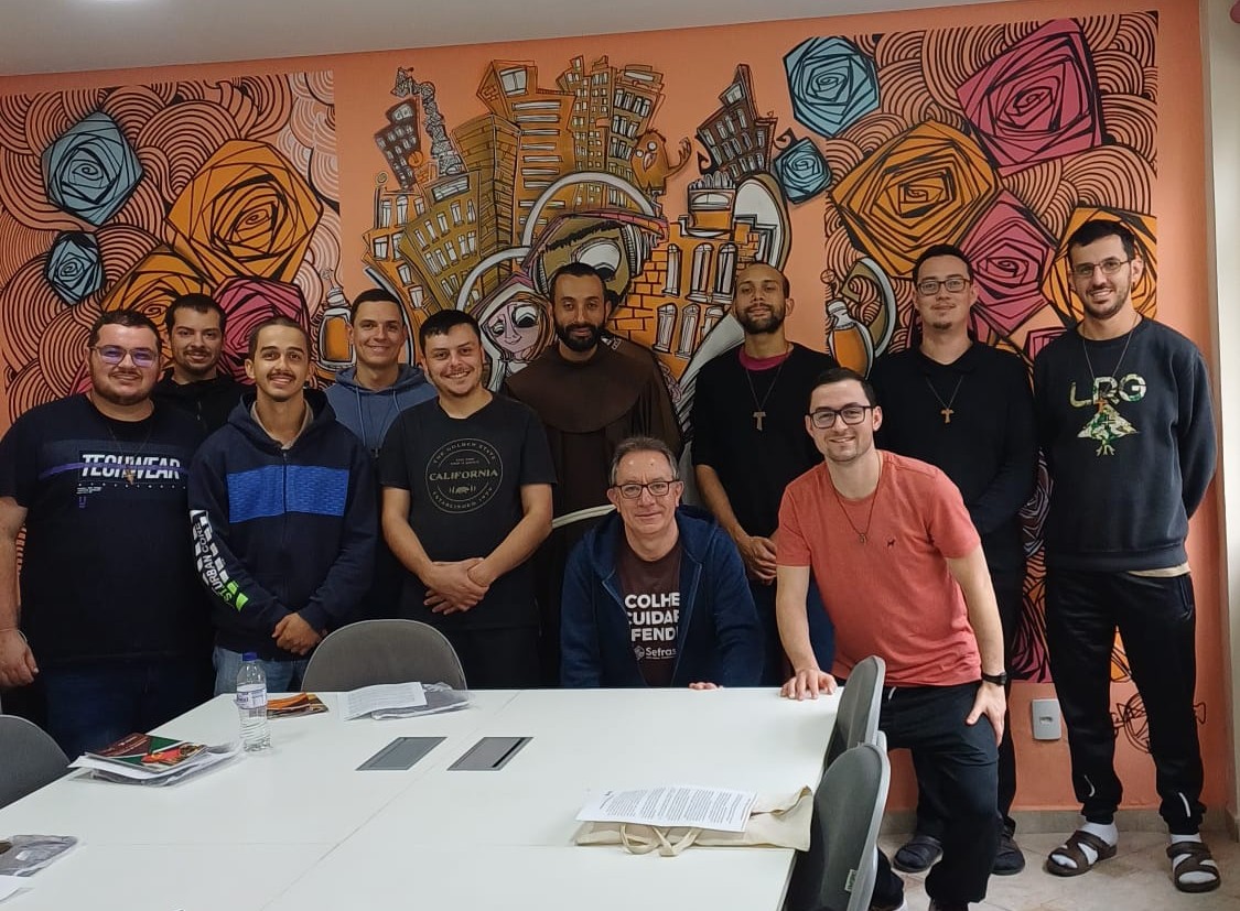 [Postulantes vivenciam no SEFRAS o encontro que transforma e fortalece a vocação]