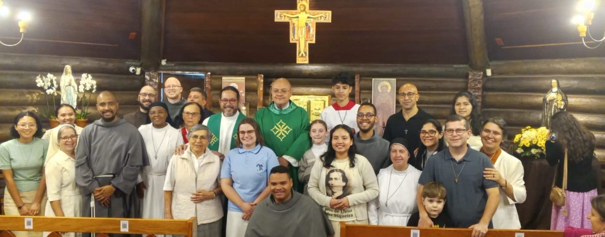 Família Franciscana celebra Santa Clara em Petrópolis