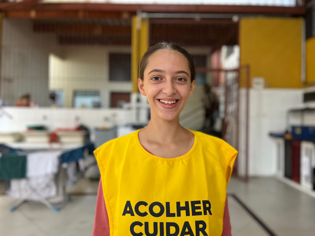 Voluntária de Malta conhece Chá do Padre e leva experiência do Sefras para a Europa